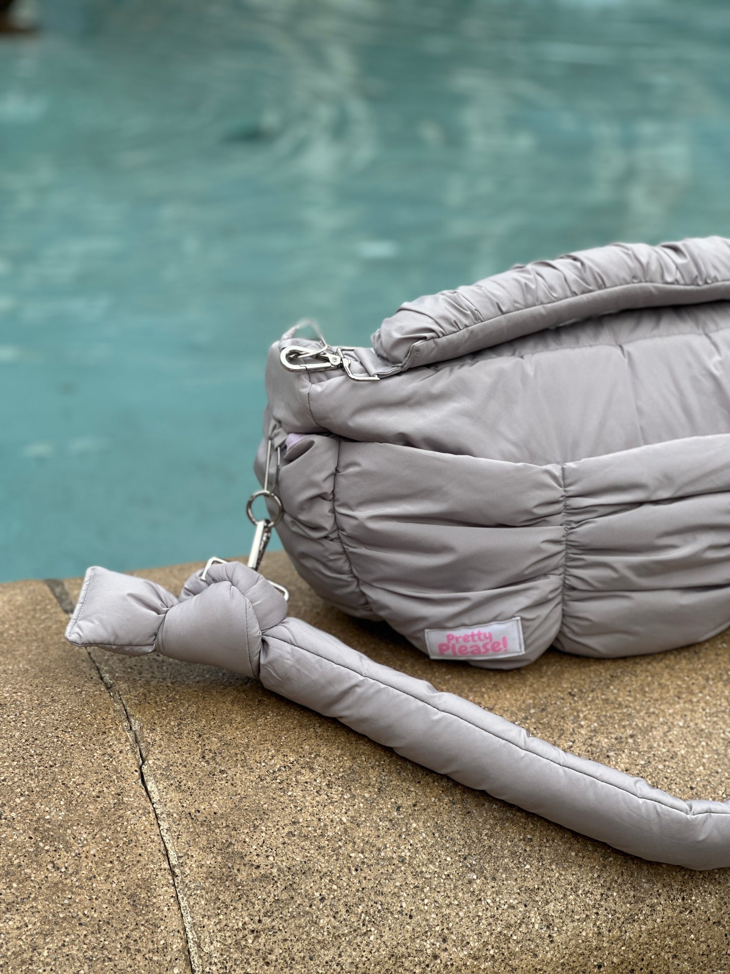Bubblegum Bag Grey